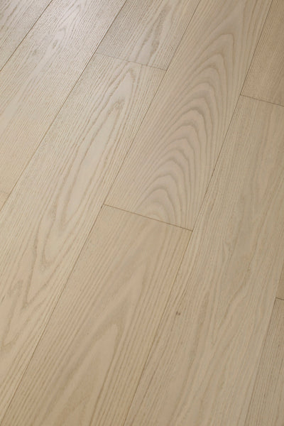 Signature - 10.25" Premium Wide Plank Engineered Oak